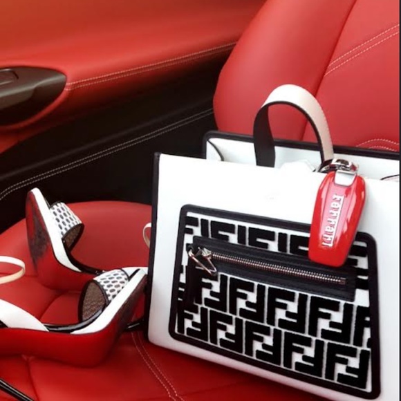 Fendi women’s Velvet FF Motif Waist Belt - sz75/30 - Picture 14 of 14